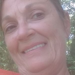 Meet your Posher, Lynisa